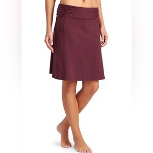 Athleta 🧘‍♀️ Ruched Waist Bodega Skirt • Sz S • Travel Ready • Stretchy!